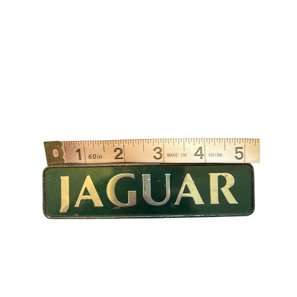 GUC Plastic Jaguar Car Emblem 5" x 1 1/2" - Picture 3 of 4